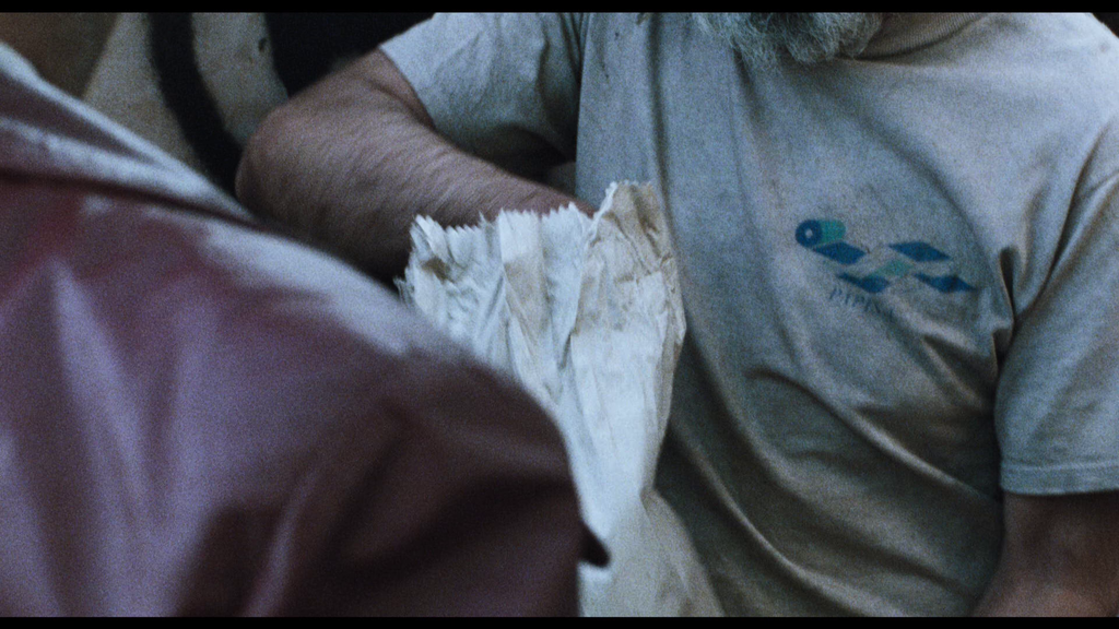 Papeles Y Películas Impresas T-Shirt Amores Perros